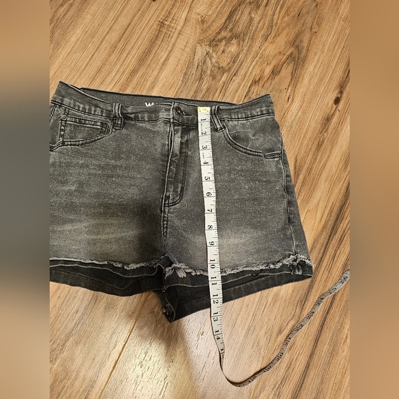 Wallflower Grey Jean Shorts Distressed Style - Picture 2 of 6